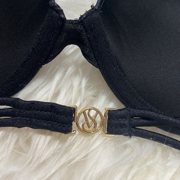 2 Bombshell Victorias Secret Swim Tops - Picture 6 of 8